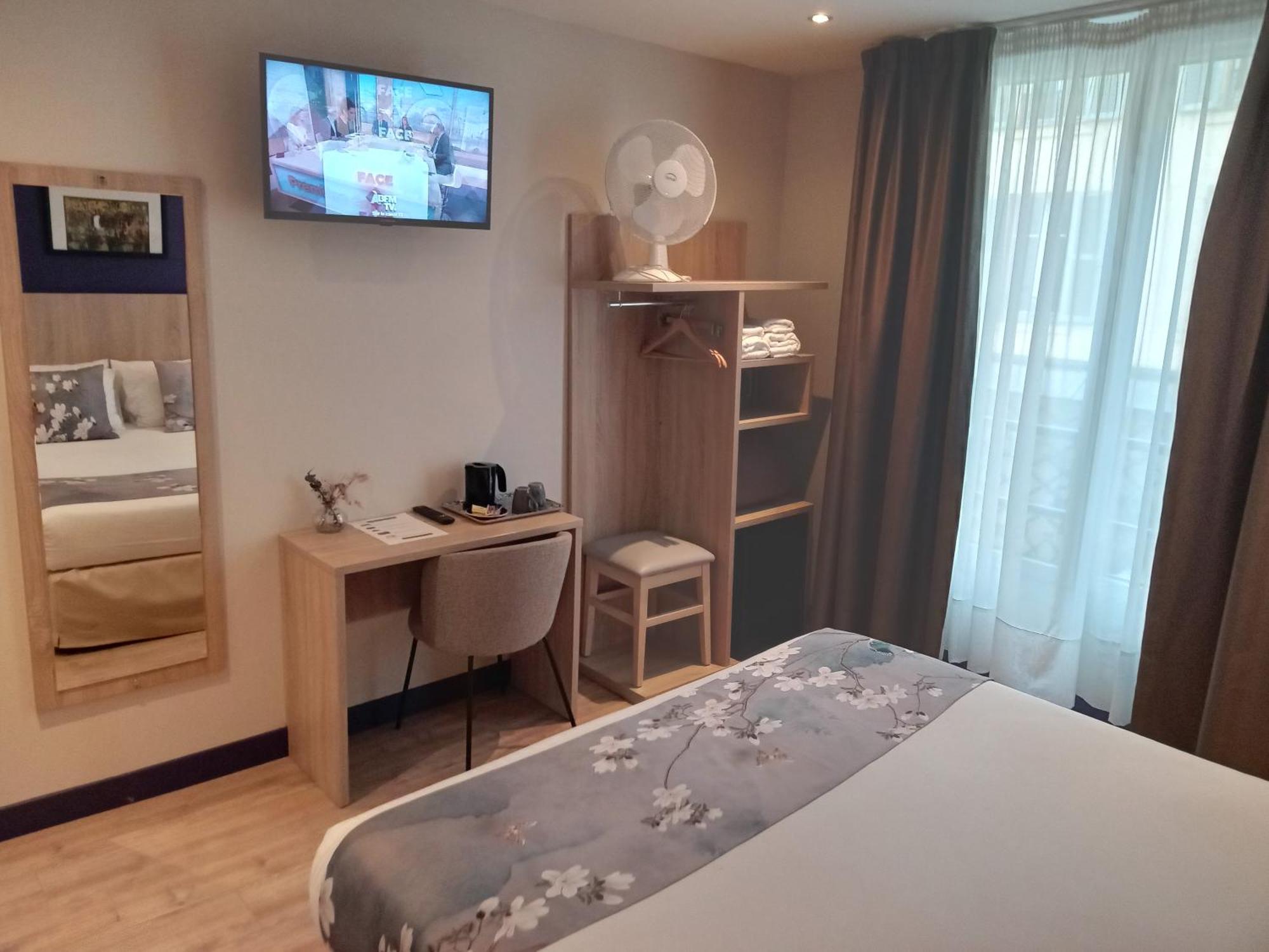 Modern Est Hotel